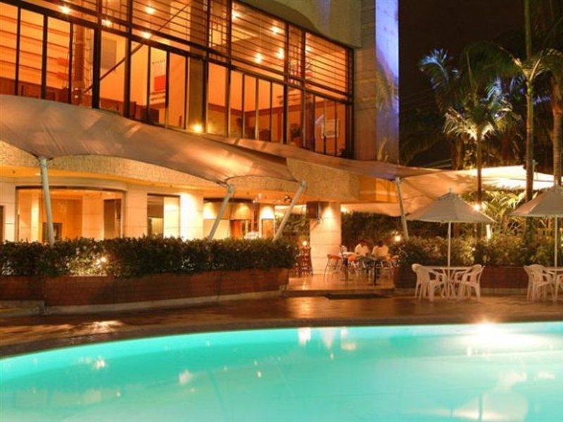 Nh Cali Royal Hotel Exterior photo